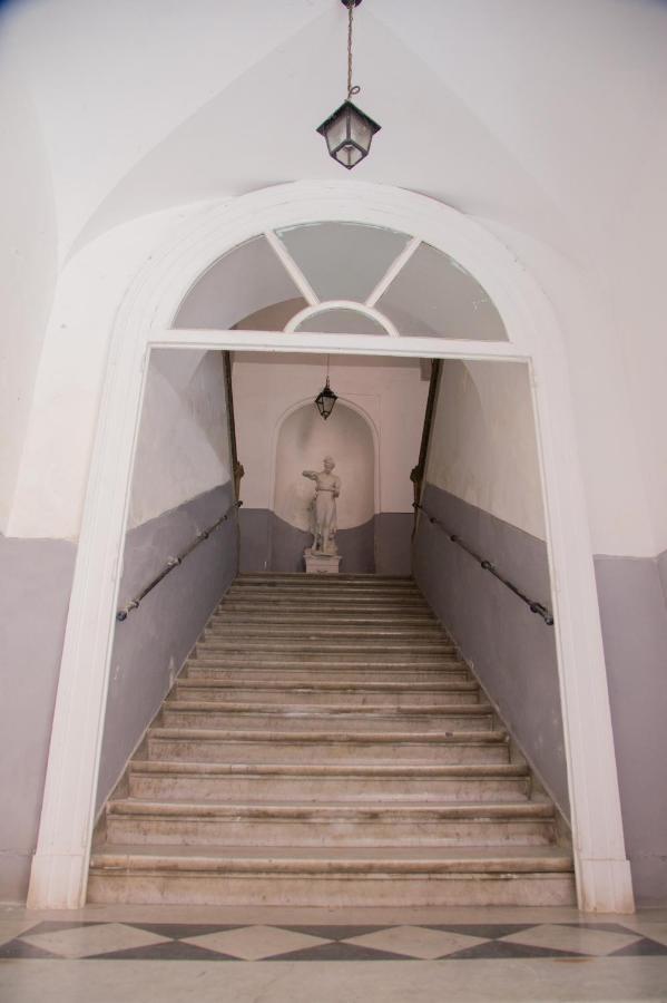 דירות נאפולי Palazzo Del Golfo מראה חיצוני תמונה