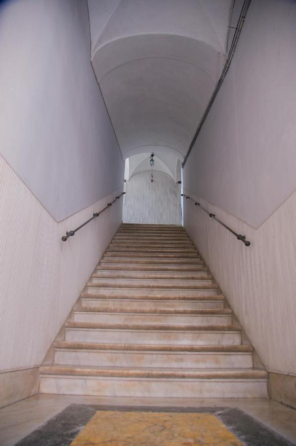 דירות נאפולי Palazzo Del Golfo מראה חיצוני תמונה